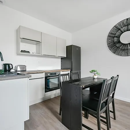 Apartment Le Dolce - 3 Pers - Parking - Evreux